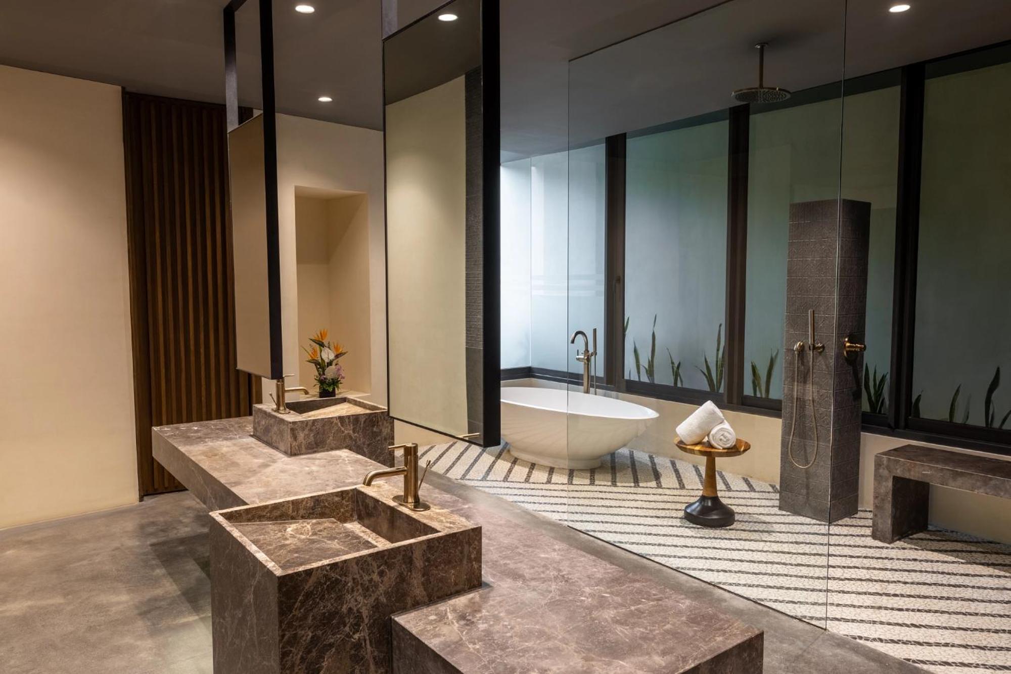 Preferred Club Rooftop Master Suite Plunge Pool